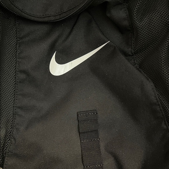 Nike Black and White Backpack - Picture 2 of 3